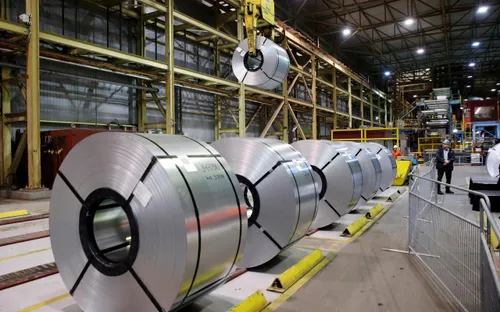 Tổng thống Trump ký sắc lệnh tăng gấp đôi thuế nhập khẩu thép, nhôm: Mỹ gia tăng bảo hộ ngành công nghiệp kim loại