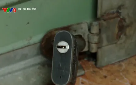 Bất thường tiểu thương đồng loạt đóng cửa hàng