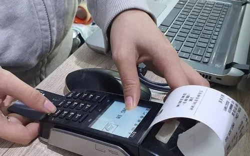 Thúc đẩy hộ kinh doanh sử dụng hóa đơn điện tử: Cơ quan thuế yêu cầu các nhà cung cấp phần mềm tăng cường hỗ trợ