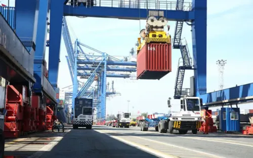 Vượt qua biến động, xuất khẩu tăng tốc, mang về thêm 22,1 tỷ USD