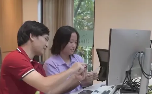 ''Từ chối kiệt sức'': Người trẻ chủ động định nghĩa lại khái niệm lao động và giá trị sống