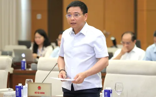 Bộ Tài chính đề xuất bỏ thuế khoán: Cải cách cần thiết nhưng không thể đồng loạt