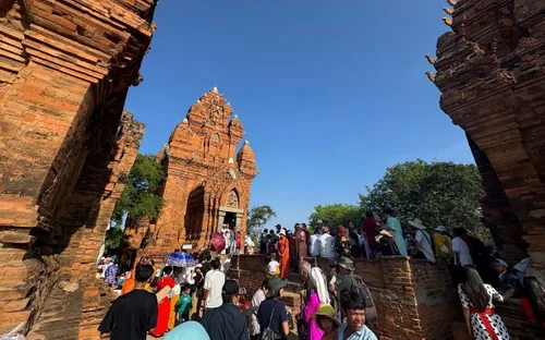 Yêu cầu rà soát, siết chặt quản lý bảo vệ di tích, danh thắng