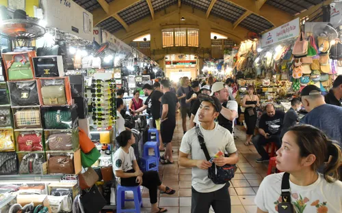 Bộ Tài chính: Hơn 286.000 hộ kinh doanh tiềm ẩn rủi ro thuế, sẽ bỏ thuế khoán từ 2026