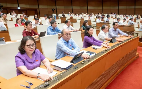 Siết chặt việc mua, bán hóa chất