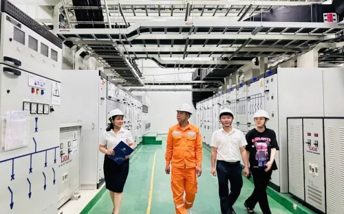 EVNNPC Vượt Cao Điểm Nắng Nóng, Giữ Ổn Định Lưới Điện Miền Bắc