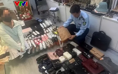 Mua hàng fake, người tiêu dùng có tiếp tay cho tội phạm?