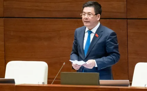 Livestream thương mại điện tử vào tầm ngắm quản lý: Thị trường hàng giả đối mặt siết chặt