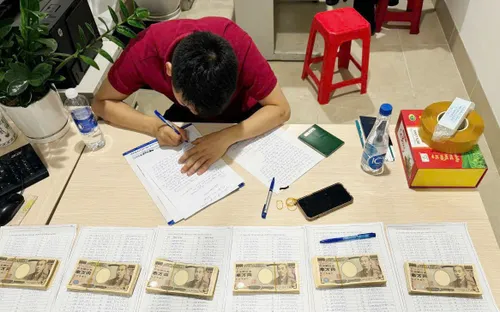 Vận chuyển trái phép ngoại tệ qua sân bay quốc tế Nội Bài