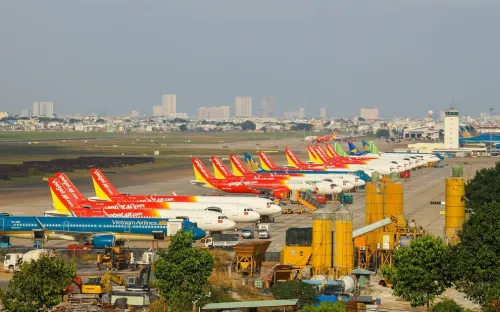 Hàng không Việt Nam phục hồi mạnh nhờ nhu cầu quốc tế tăng trở lại