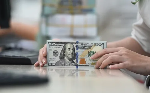 Tỷ giá USD lập đỉnh lịch sử, sức ép tỷ giá gia tăng giữa kỳ vọng tăng trưởng cao