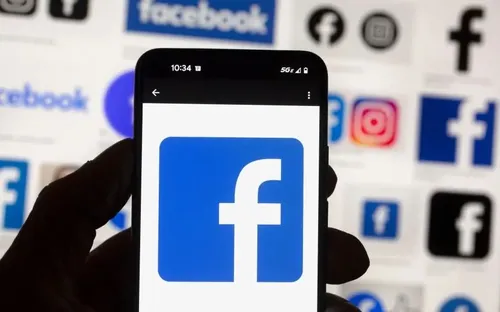 Vì sao hàng loạt hội nhóm Facebook tại Việt Nam bị khóa?