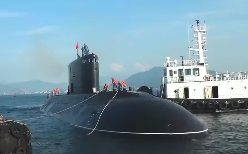 Bộ đội tàu ngầm ngày đêm huấn luyện, sẵn sàng chiến đấu bảo vệ chủ quyền biển đảo