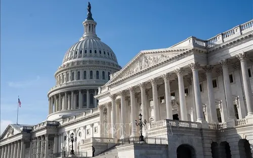 Thượng viện Mỹ đồng ý thảo luận dự luật chi tiêu gây tranh cãi của Tổng thống Donald Trump