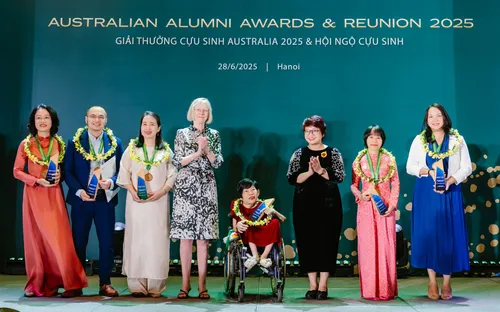 Tôn vinh đóng góp của cựu sinh viên Việt Nam từng theo học tại Australia