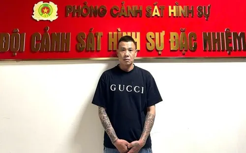 Truy bắt đối tượng có 2 tiền án phóng xe SH đi cướp giật dây chuyền vàng