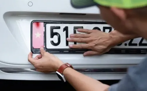 Tăng phí ra biển ôtô lên 20 triệu đồng ở một số địa phương sau sáp nhập