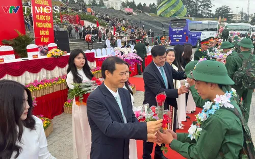 Không gọi nhập ngũ công dân cận thị trên 1,5 diop