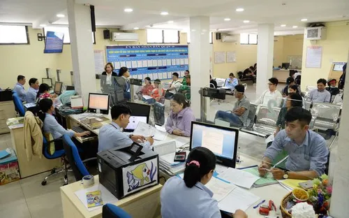 Công chức tự nguyện xin thôi việc được hưởng chế độ gì?