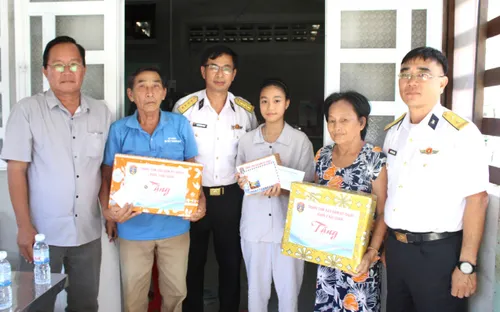 Hiệu quả từ Mô hình "1000 đồng nâng bước con ngư dân đến trường"