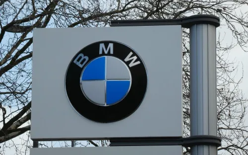 Cổ phiếu BMW bật tăng 4,4% nhờ duy trì mục tiêu lợi nhuận bất chấp áp lực thương mại