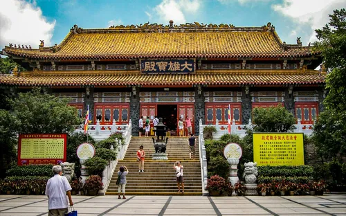 Trung Quốc siết chặt quản lý mùa du lịch, bảo vệ quyền lợi du khách