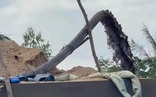 Bắt giữ đối tượng có hành vi khai thác cát trái phép