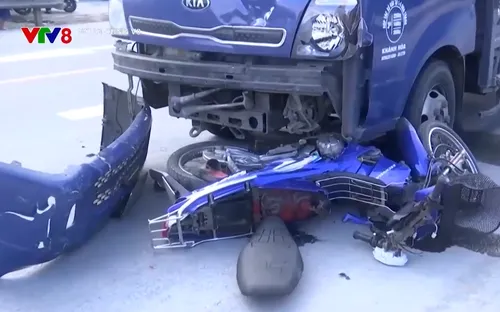 Tiêu điểm: "Nhanh một phút, chậm cả đời"