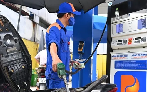 Hôm nay, bắt đầu thí điểm bán xăng E10