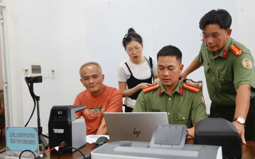 TP Hồ Chí Minh cấp định danh điện tử cho hơn 10.000 người nước ngoài