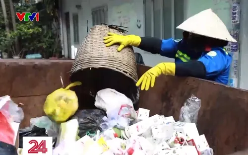 Phân loại rác tại nguồn còn nhiều khó khăn, bất cập