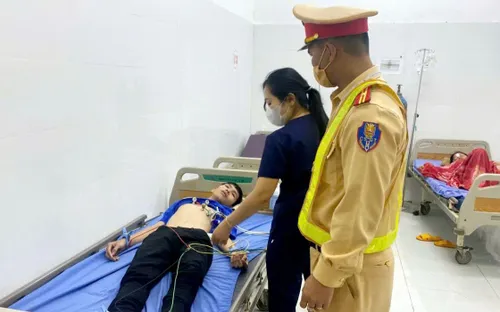 CSGT Lâm Đồng kịp thời cứu thanh niên bị nhồi máu cơ tim lúc rạng sáng
