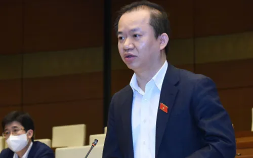 Vụ khách Tây mặc trang phục phản cảm: Đừng làm cộng đồng tổn thương