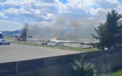 Máy bay đâm nhau bốc cháy dữ dội tại sân bay ở Mỹ