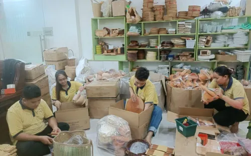 Bán hàng online ngày càng khó