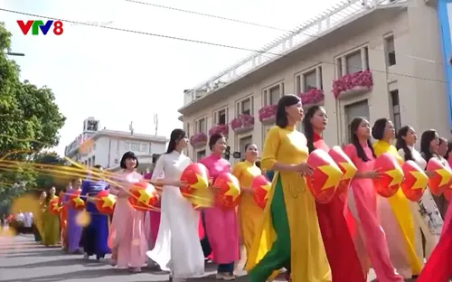 Nhiều sự kiện ý nghĩa tại Phố đi bộ Hồ Gươm