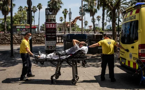 Hệ thống y tế châu Âu "căng mình" trong mùa hè khắc nghiệt