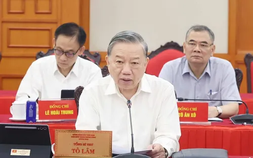 Tổng Bí thư: Xây dựng Hà Nội và TP Hồ Chí Minh trật tự, kỷ cương, lành mạnh, là điểm đến an toàn của thế giới