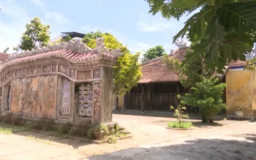 Xuống cấp nhiều điểm di tích ở Huế