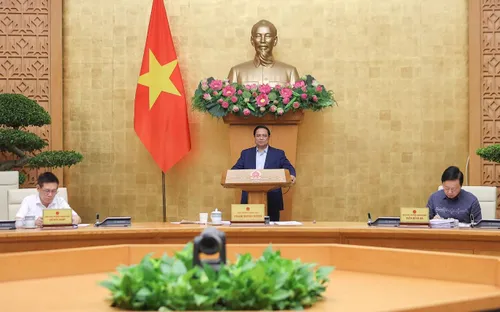 Thủ tướng: Tăng cường cán bộ xuống địa phương bảo đảm hợp lý, tránh lãng phí, chồng chéo