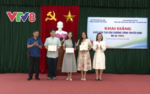 VTV8 khai giảng khóa đào tạo Dẫn chương trình truyền hình - Khóa 02