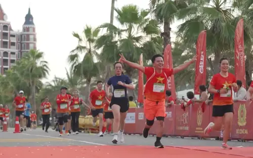 Giải chạy " Hành trình 80 năm - Vì an ninh Tổ quốc"