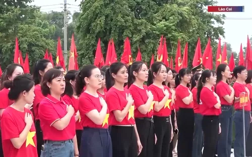 Rộn ràng không khí Tết Độc lập tại các địa phương