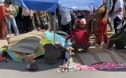 Va chạm với xe tải, 2 mẹ con đi xe máy tử vong