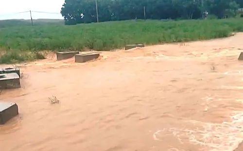 Ứng phó bão số 6 và mưa lũ: Quảng Trị rà soát, sơ tán người dân khỏi vùng nguy hiểm