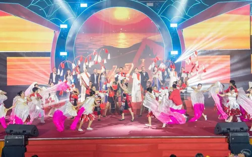 Đắk Lắk khai mạc Tuần lễ Văn hóa - Du lịch - Ẩm thực 2025, kết nối “biển xanh - đại ngàn”