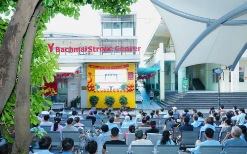 Giúp bệnh nhân và người nhà hòa chung không khí ngày Đại lễ 2/9