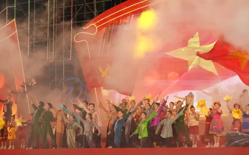 Khánh Hòa: “Vinh quang Tổ quốc ta” - bản hòa ca mừng 80 năm Quốc khánh