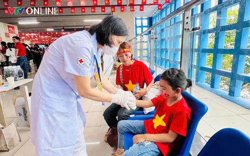 Các tổ sơ cấp cứu Trung ương Hội Chữ thập đỏ Việt Nam góp phần bảo đảm sức khỏe người dân dịp lễ kỷ niệm Quốc khánh