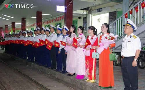 Học viện Hải quân đón các lực lượng tham gia diễu binh A80 trở về